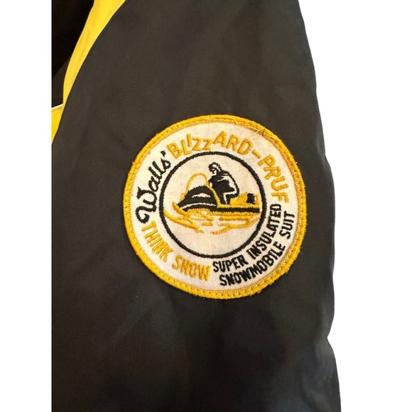 Vtg Walls Blizzard Pruf Insulated Polaris Snowsuit Faux Fur Collar, Medium - Picture 3 of 16